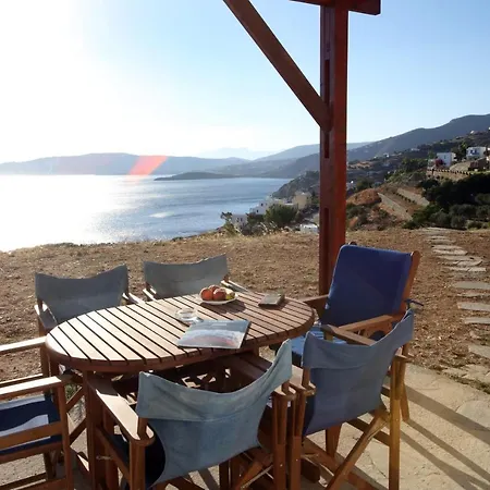 מלון דירות St George Village