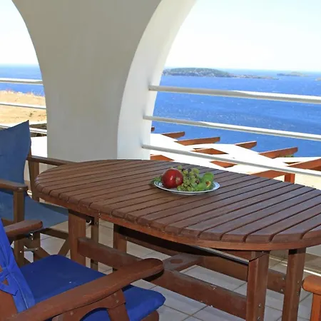 מלון דירות St George Village