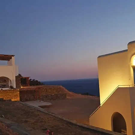 מלון דירות St George Village