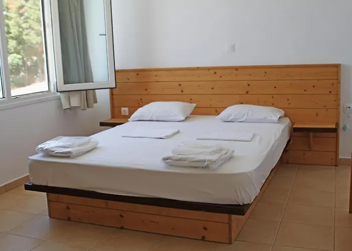 St George Village 3* バトシ