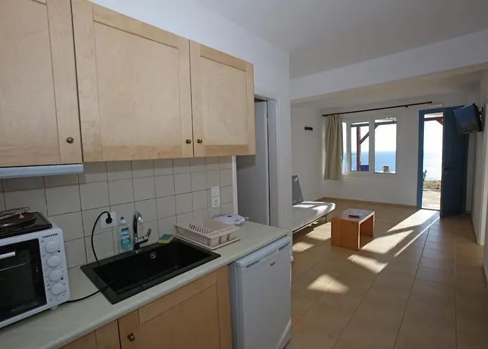 St George Village アパートホテル