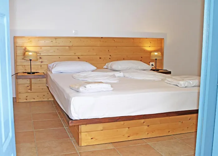 St George Village バトシ