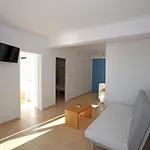 Aparthotel St George Village