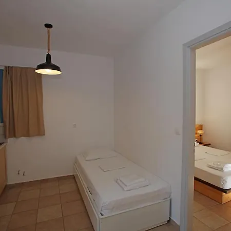 St George Village 2* Batsi (Andros)